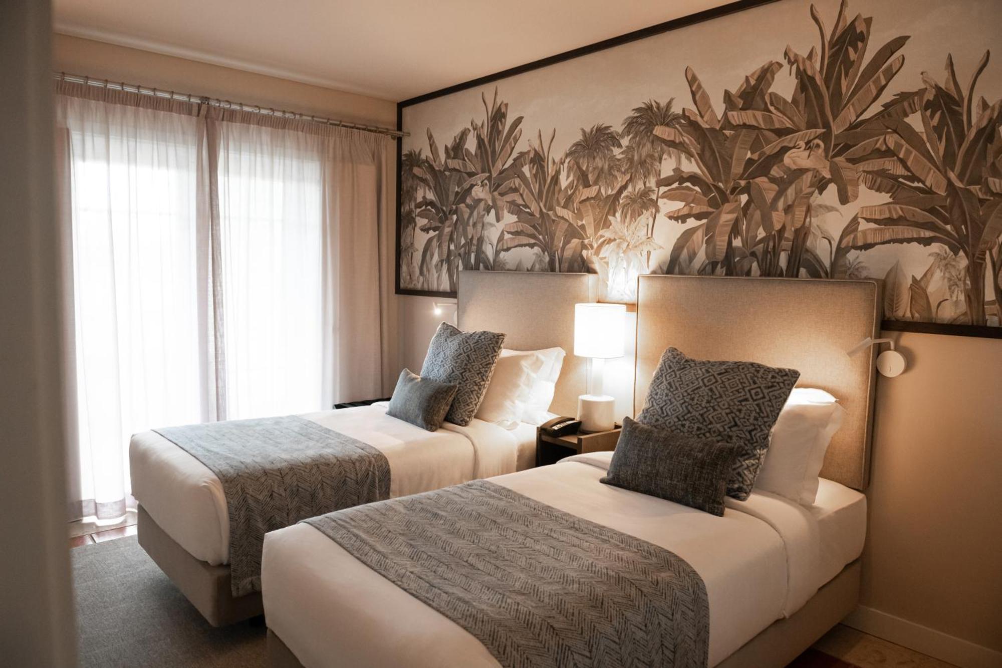Domes Lake Algarve, Autograph Collection ヴィラモウラ エクステリア 写真 A room at the hotel